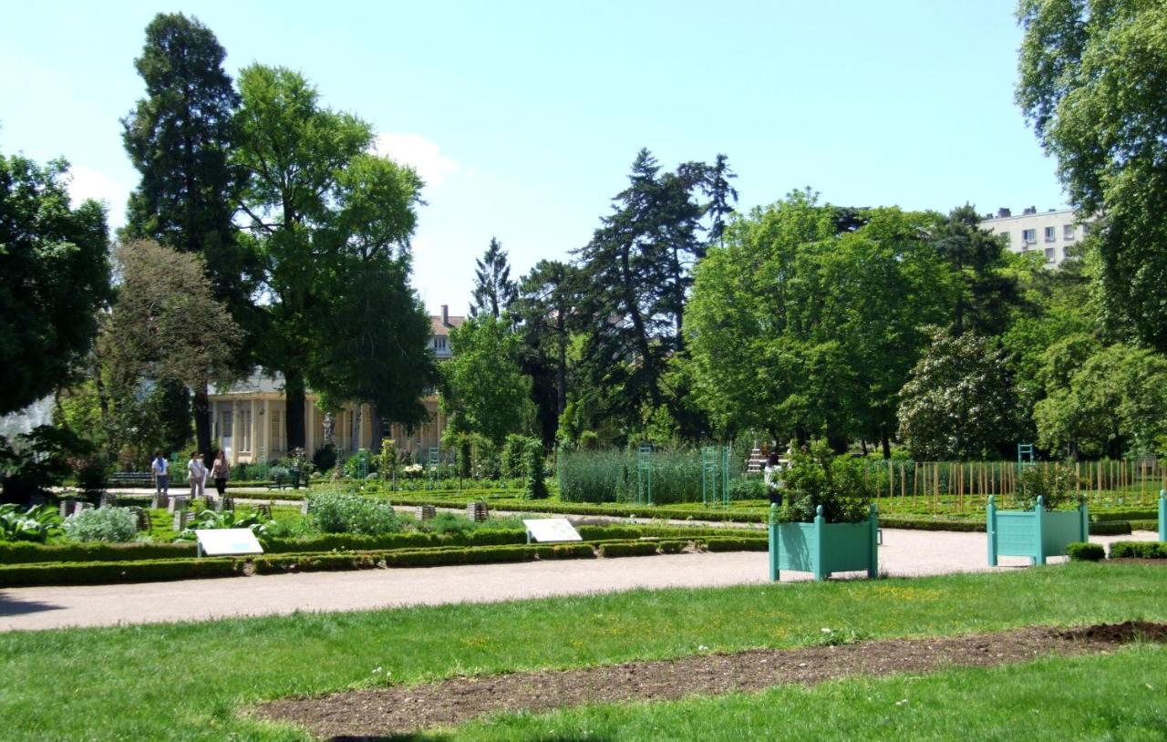 Le Faubourg-Raines - Chaleureux Studio A 5Mn De La Gare Дижон Экстерьер фото